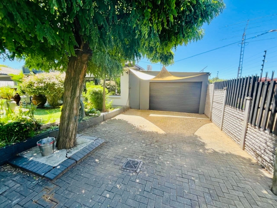4 Bedroom Property for Sale in Bayswater Free State